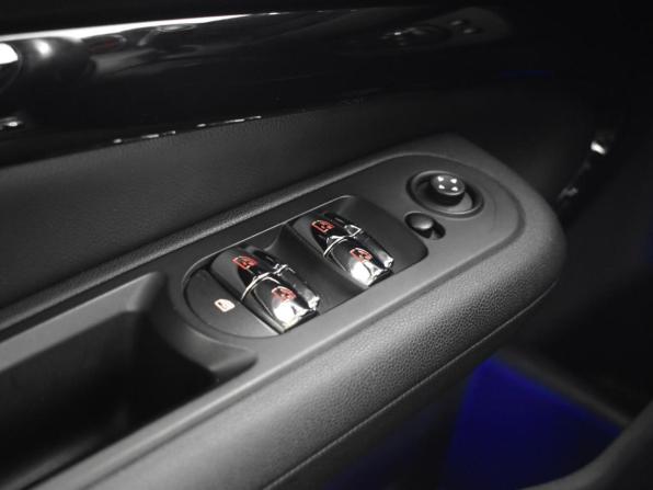 Mini Clubman II Рестайлинг с пробегом 2019 года, цена 2 279 900 рублей, 108814 км, универсал, Автокод Объявления
