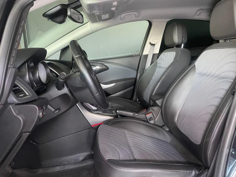 Opel Astra J Рестайлинг Тверь  - изображение 6
