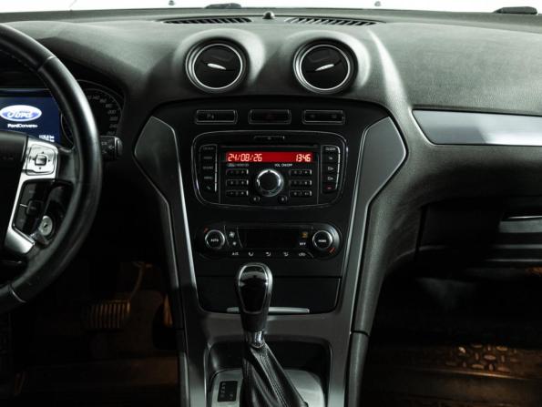 Ford Mondeo IV Рестайлинг с пробегом 2013 года, цена 949 700 рублей, 187189 км, седан, Автокод Объявления