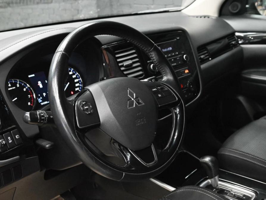 Mitsubishi Outlander III Рестайлинг 3 Екатеринбург  - изображение 16