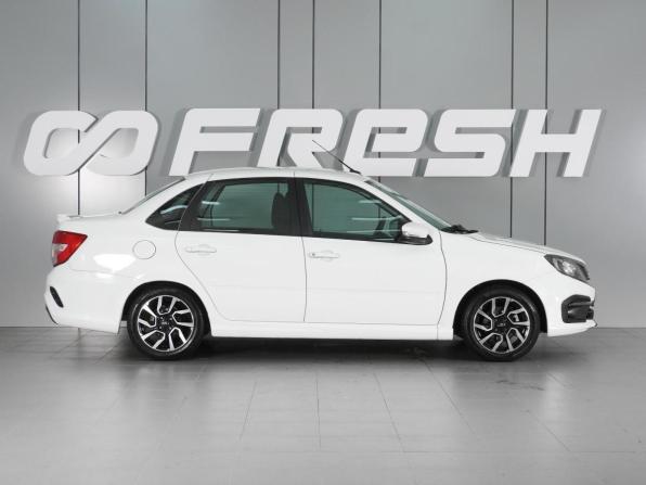 Lada (ВАЗ) Granta I Рестайлинг с пробегом 2024 года, цена 949 000 рублей, 72000 км, седан, Автокод Объявления