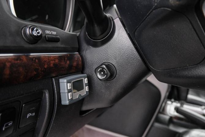 Toyota Land Cruiser 200 Series Рестайлинг 1 с пробегом 2012 года, цена 3 689 000 рублей, 166000 км, внедорожник, Автокод Объявления