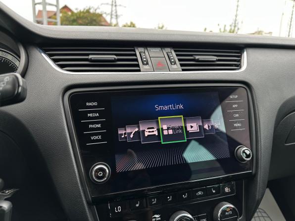 Skoda Octavia III (A7) Рестайлинг с пробегом 2018 года, цена 1 450 000 рублей, 254266 км, лифтбек, Автокод Объявления