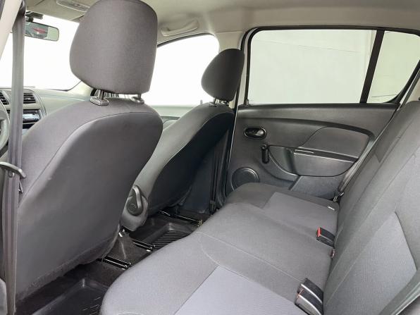 Renault Sandero II с пробегом 2017 года, цена 776 000 рублей, 112275 км, хэтчбек, Автокод Объявления