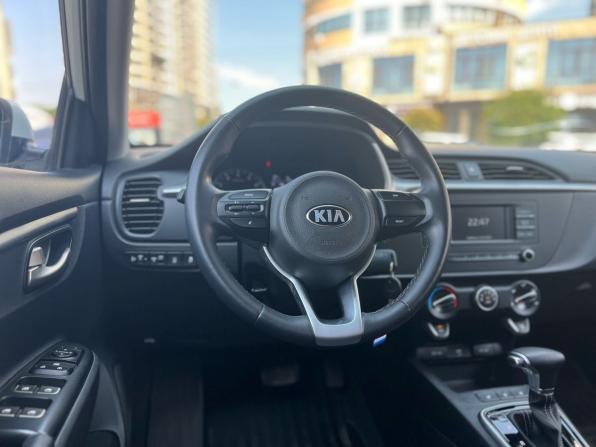 Kia Rio IV Рестайлинг с пробегом 2020 года, цена 1 650 000 рублей, 56600 км, седан, Автокод Объявления