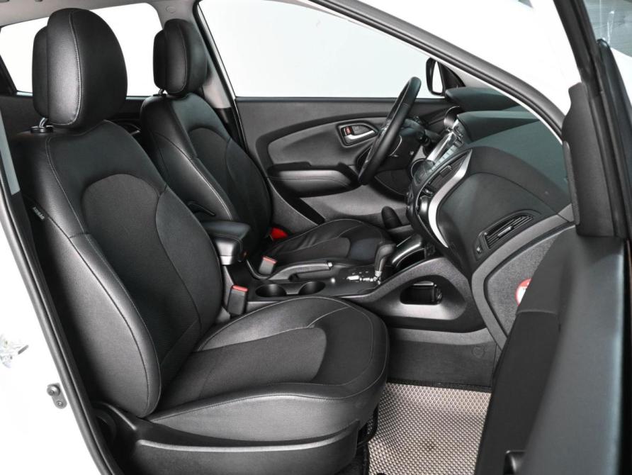 Hyundai ix35 I Рестайлинг Ростов-на-Дону  - изображение 8