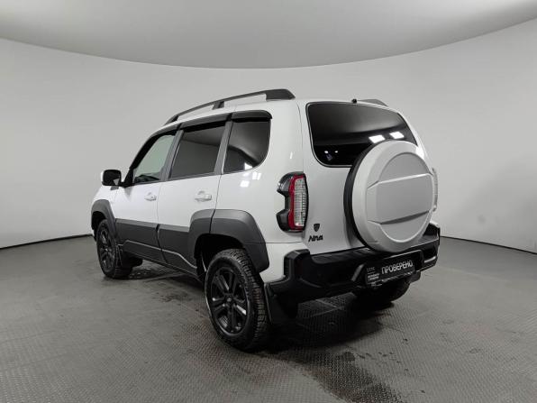 Lada (ВАЗ) Niva Travel I с пробегом 2023 года, цена 1 090 000 рублей, 30326 км, внедорожник, Автокод Объявления