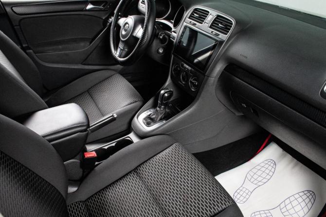 Volkswagen Golf VI с пробегом 2010 года, цена 749 000 рублей, 162000 км, хэтчбек, Автокод Объявления