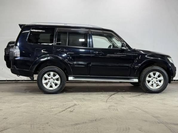 Mitsubishi Pajero IV с пробегом 2011 года, цена 1 820 000 рублей, 221739 км, внедорожник, Автокод Объявления