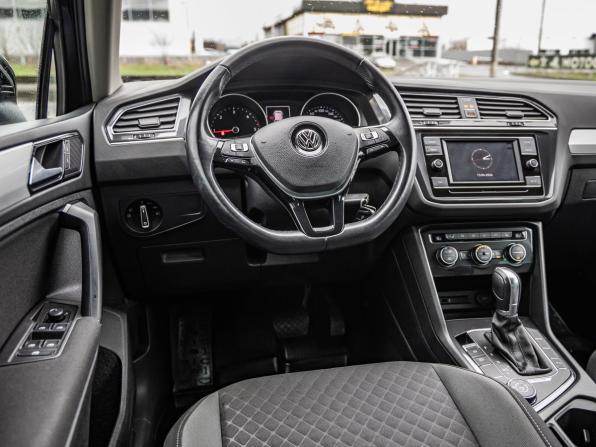 Volkswagen Tiguan II с пробегом 2017 года, цена 2 268 000 рублей, 180162 км, внедорожник, Автокод Объявления