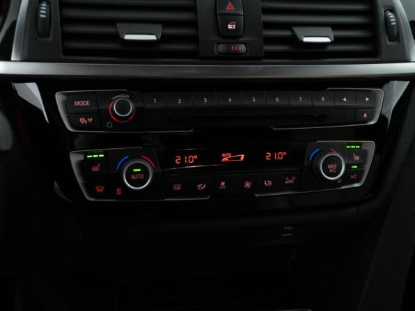 BMW 3 серии VI (F3x) Рестайлинг с пробегом 2017 года, цена 2 099 050 рублей, 303963 км, универсал, Автокод Объявления