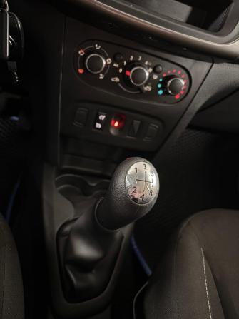 Renault Sandero II с пробегом 2018 года, цена 1 080 000 рублей, 91545 км, хэтчбек, Автокод Объявления