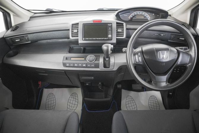 Honda Freed I с пробегом 2008 года, цена 979 000 рублей, 116000 км, компактвэн, Автокод Объявления