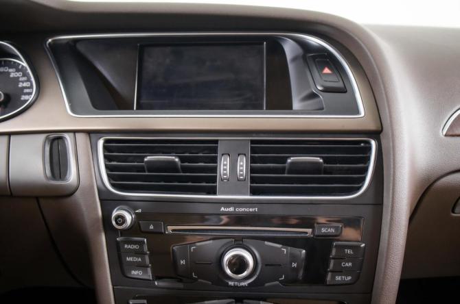 Audi A4 allroad IV (B8) Рестайлинг с пробегом 2013 года, цена 1 699 000 рублей, 209454 км, универсал, Автокод Объявления