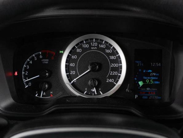 Toyota Levin XII (E210) с пробегом 2022 года, цена 2 100 000 рублей, 21770 км, седан, Автокод Объявления