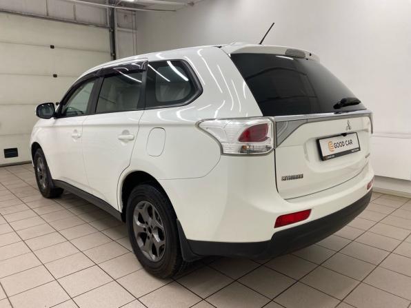 Mitsubishi Outlander III с пробегом 2012 года, цена 1 349 000 рублей, 203389 км, внедорожник, Автокод Объявления