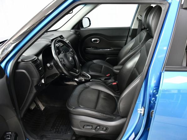 Kia Soul II Рестайлинг с пробегом 2018 года, цена 1 595 000 рублей, 99145 км, хэтчбек, Автокод Объявления