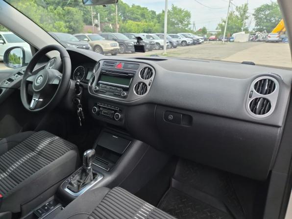Volkswagen Tiguan I с пробегом 2010 года, цена 1 030 000 рублей, 203188 км, внедорожник, Автокод Объявления