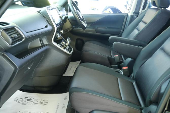 Nissan Serena V (C27) с пробегом 2018 года, цена 1 899 000 рублей, 186000 км, минивэн, Автокод Объявления