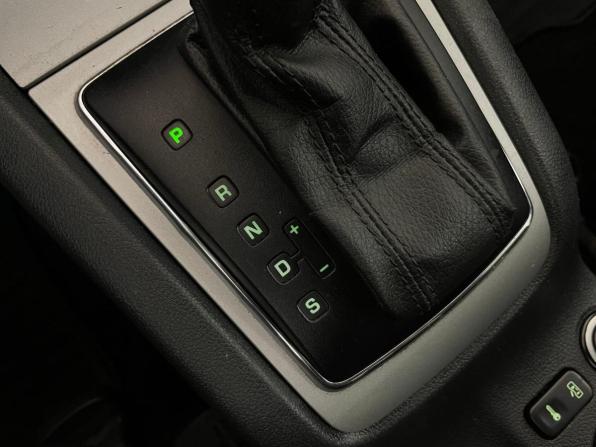 Skoda Octavia II (A5) Рестайлинг с пробегом 2012 года, цена 680 000 рублей, 322540 км, лифтбек, Автокод Объявления
