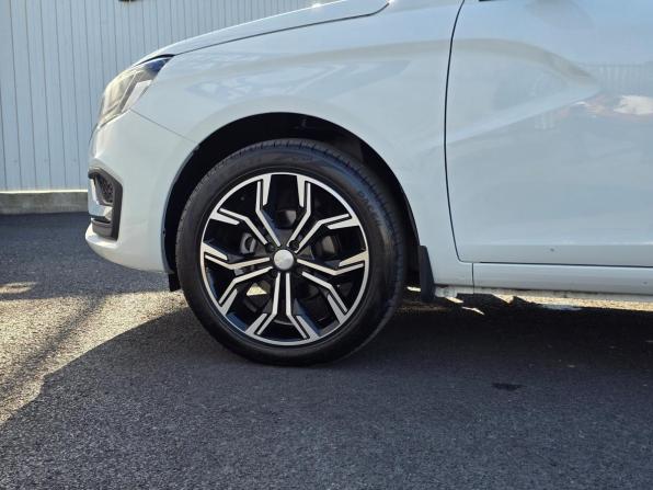 Lada (ВАЗ) Vesta I Рестайлинг (NG) с пробегом 2023 года, цена 1 399 000 рублей, 33866 км, седан, Автокод Объявления