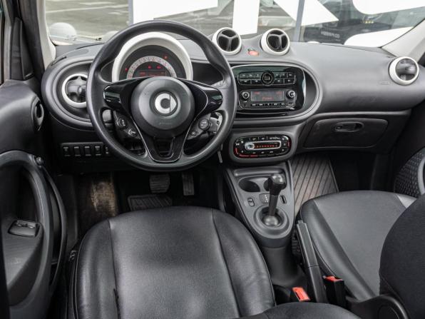 Smart Forfour II с пробегом 2016 года, цена 860 000 рублей, 118608 км, хэтчбек, Автокод Объявления