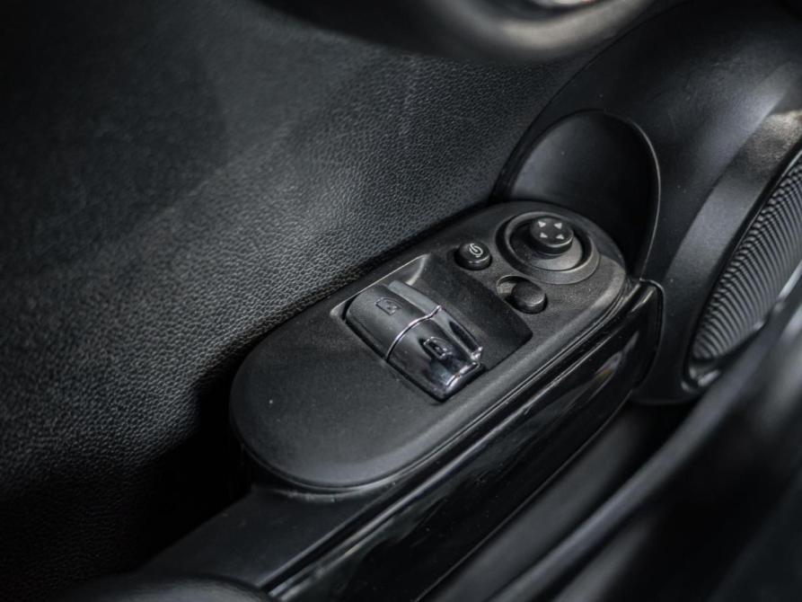 Mini Hatch III (F55/F56) Рестайлинг Краснодар  - изображение 19