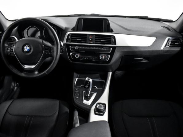 BMW 1 серии II (F20/F21) Рестайлинг 2 с пробегом 2017 года, цена 1 690 000 рублей, 128691 км, хэтчбек, Автокод Объявления