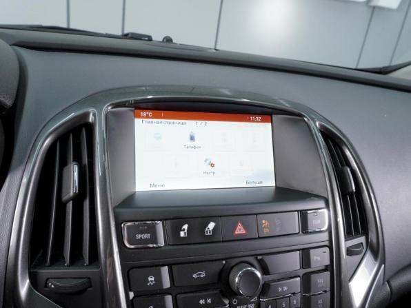 Opel Astra J Рестайлинг с пробегом 2014 года, цена 950 000 рублей, 137222 км, седан, Автокод Объявления