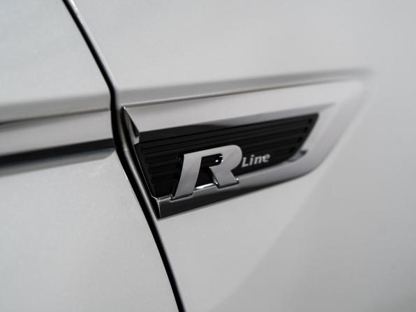 Volkswagen Tiguan II с пробегом 2016 года, цена 2 449 000 рублей, 60208 км, внедорожник, Автокод Объявления