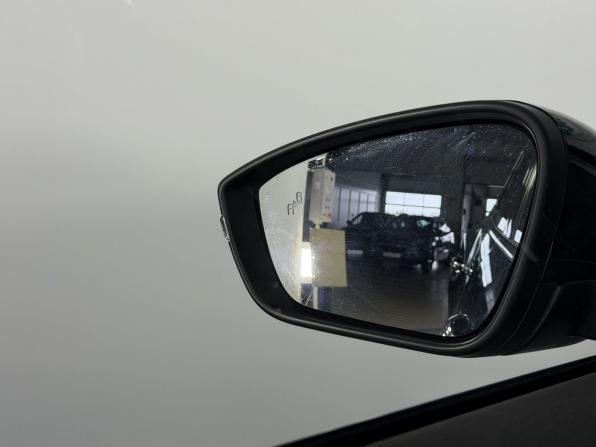 Exeed TXL I Рестайлинг 2 с пробегом 2024 года, цена 3 099 000 рублей, 31000 км, внедорожник, Автокод Объявления