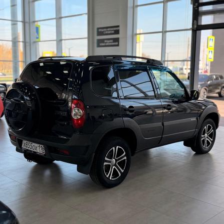 Chevrolet Niva I Рестайлинг с пробегом 2016 года, цена 708 000 рублей, 68116 км, внедорожник, Автокод Объявления