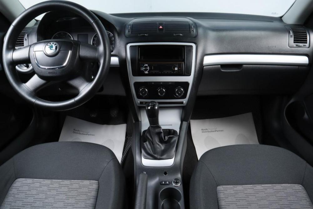Skoda Octavia II (A5) Рестайлинг Челябинск  - изображение 11