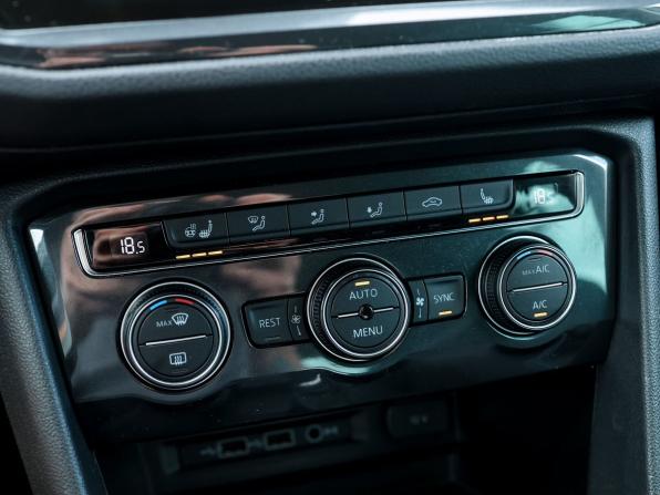 Volkswagen Tiguan II с пробегом 2019 года, цена 2 599 000 рублей, 111866 км, внедорожник, Автокод Объявления