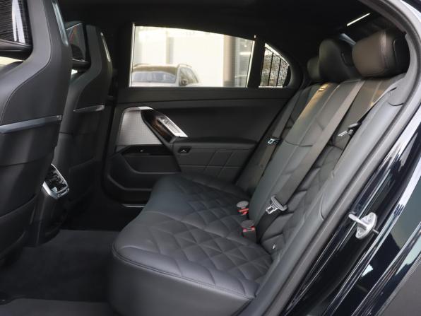 BMW 7 серии VII (G70) с пробегом 2022 года, цена 10 114 000 рублей, 72789 км, седан, Автокод Объявления