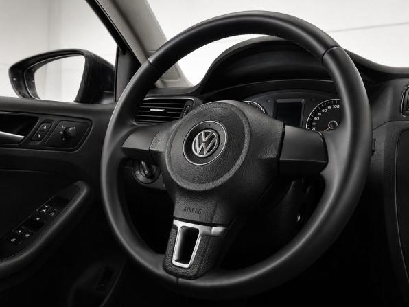 Volkswagen Jetta VI с пробегом 2013 года, цена 1 249 000 рублей, 90000 км, седан, Автокод Объявления