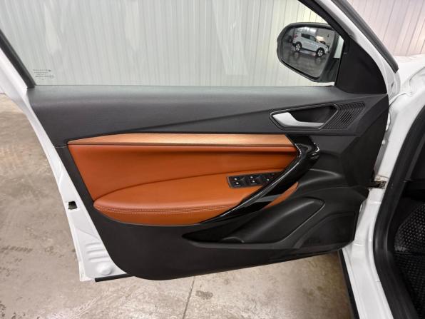Lada (ВАЗ) Vesta I Рестайлинг (NG) с пробегом 2024 года, цена 1 547 000 рублей, 29404 км, универсал, Автокод Объявления