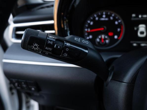 Kia K5 III с пробегом 2021 года, цена 2 205 000 рублей, 107115 км, седан, Автокод Объявления