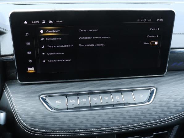 Haval Jolion I Рестайлинг с пробегом 2024 года, цена 2 130 000 рублей, 31000 км, внедорожник, Автокод Объявления