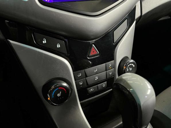 Chevrolet Cruze I с пробегом 2011 года, цена 690 000 рублей, 212092 км, седан, Автокод Объявления