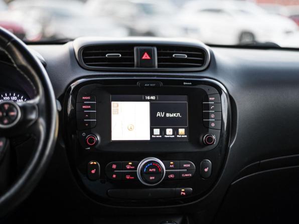Kia Soul II Рестайлинг с пробегом 2018 года, цена 1 450 000 рублей, 169744 км, хэтчбек, Автокод Объявления