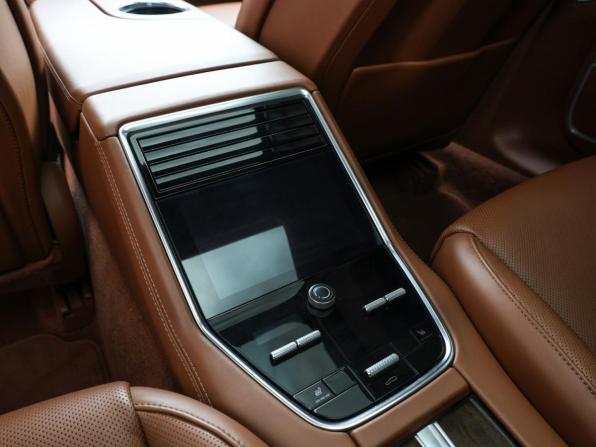 Porsche Panamera II с пробегом 2018 года, цена 8 900 000 рублей, 45612 км, лифтбек, Автокод Объявления
