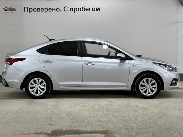 Hyundai Solaris II с пробегом 2018 года, цена 1 091 000 рублей, 214953 км, седан, Автокод Объявления