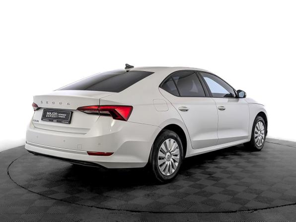 Skoda Octavia IV (A8) с пробегом 2021 года, цена 1 990 000 рублей, 116784 км, лифтбек, Автокод Объявления