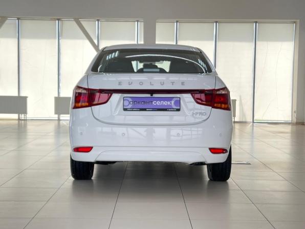Evolute i-PRO с пробегом 2024 года, цена 1 880 000 рублей, 11840 км, седан, Автокод Объявления