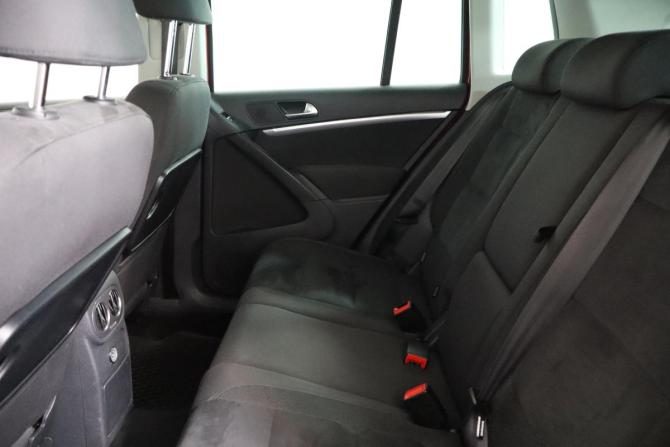 Volkswagen Tiguan I Рестайлинг с пробегом 2012 года, цена 999 000 рублей, 271300 км, внедорожник, Автокод Объявления