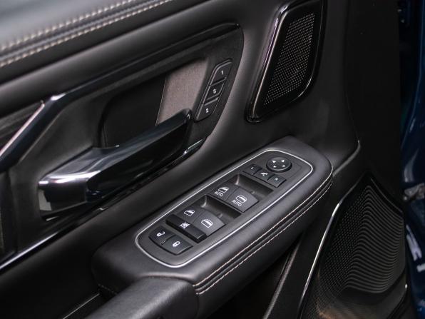 Ram 1500 V с пробегом 2023 года, цена 9 499 000 рублей, 273 км, offers.body_type.unknown, Автокод Объявления