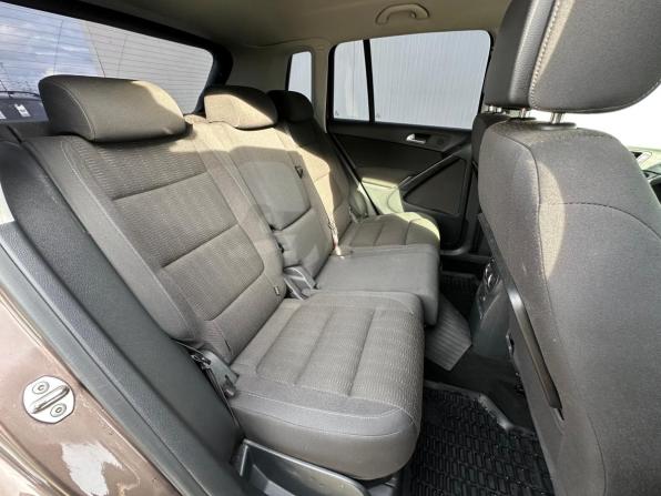 Volkswagen Tiguan I Рестайлинг с пробегом 2015 года, цена 1 439 000 рублей, 186000 км, внедорожник, Автокод Объявления