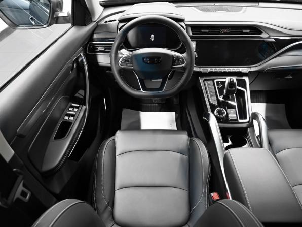 Geely Atlas Pro с пробегом 2022 года, цена 1 945 000 рублей, 80978 км, внедорожник, Автокод Объявления