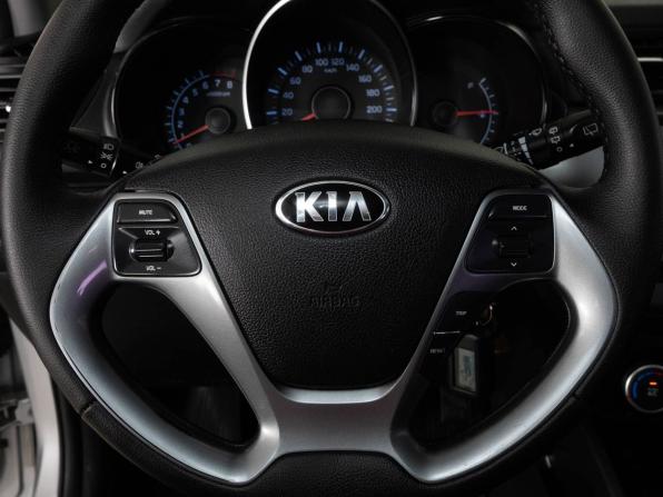 Kia Rio III Рестайлинг с пробегом 2016 года, цена 908 000 рублей, 147922 км, хэтчбек, Автокод Объявления